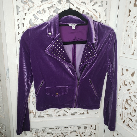 Disney Descendants Mel Velvet Purple 